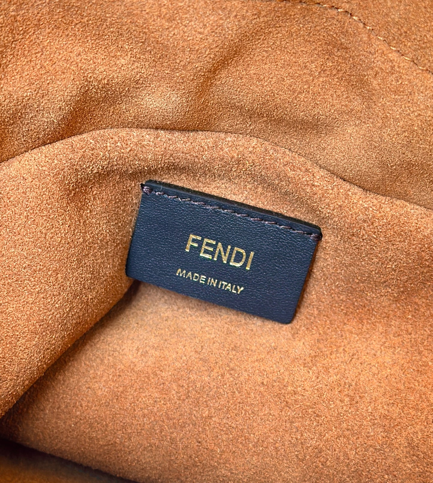 Fendi Mamma Baguette Bag (Medium)