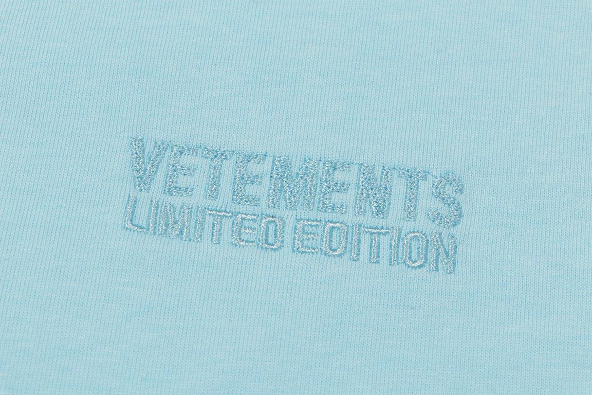 Vetements T-Shirt