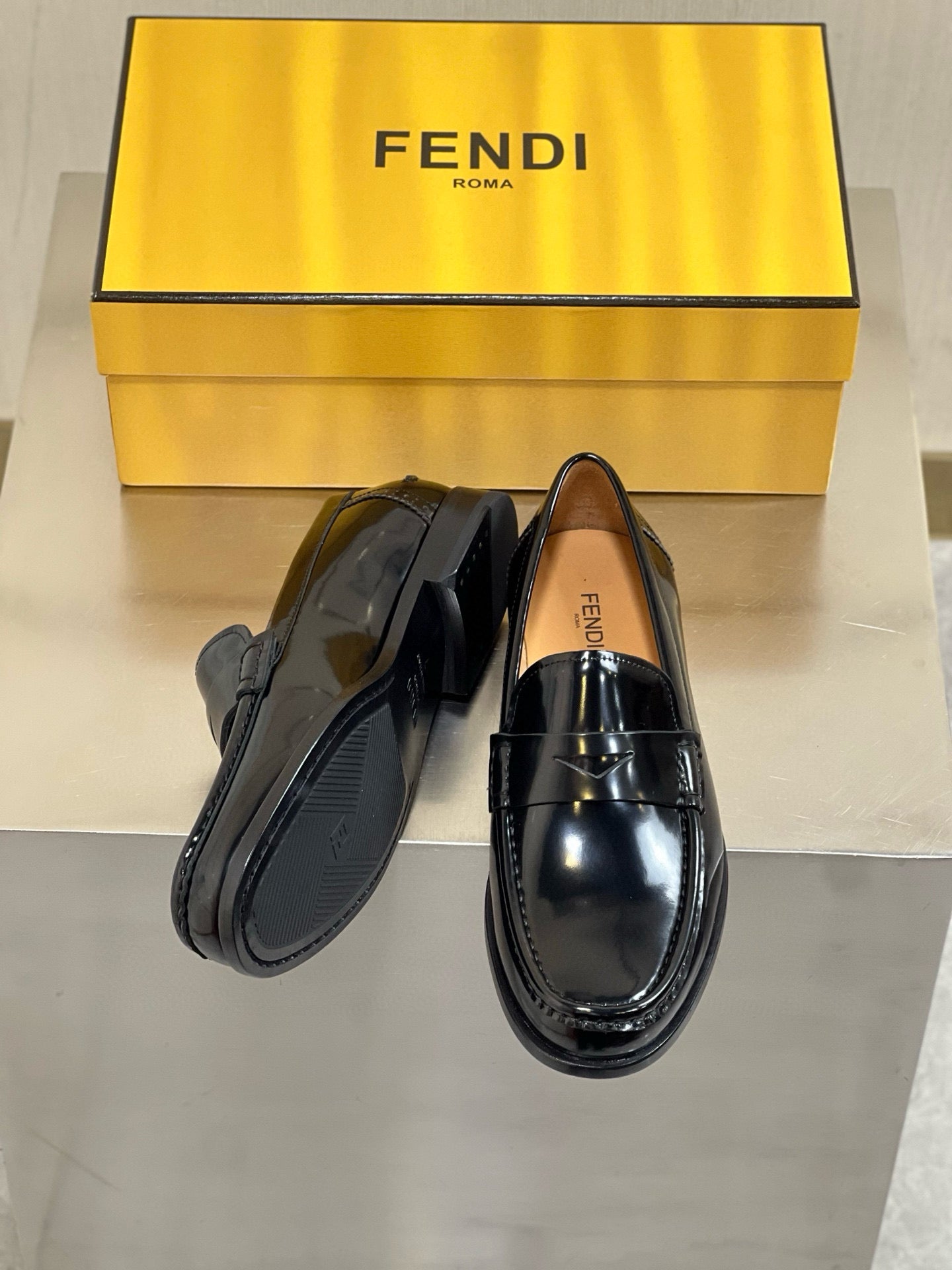 Fendi Loafer