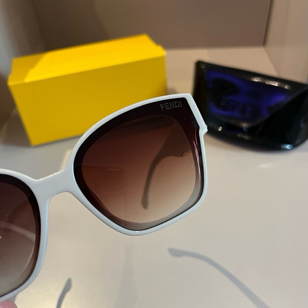 gafas de sol fendi