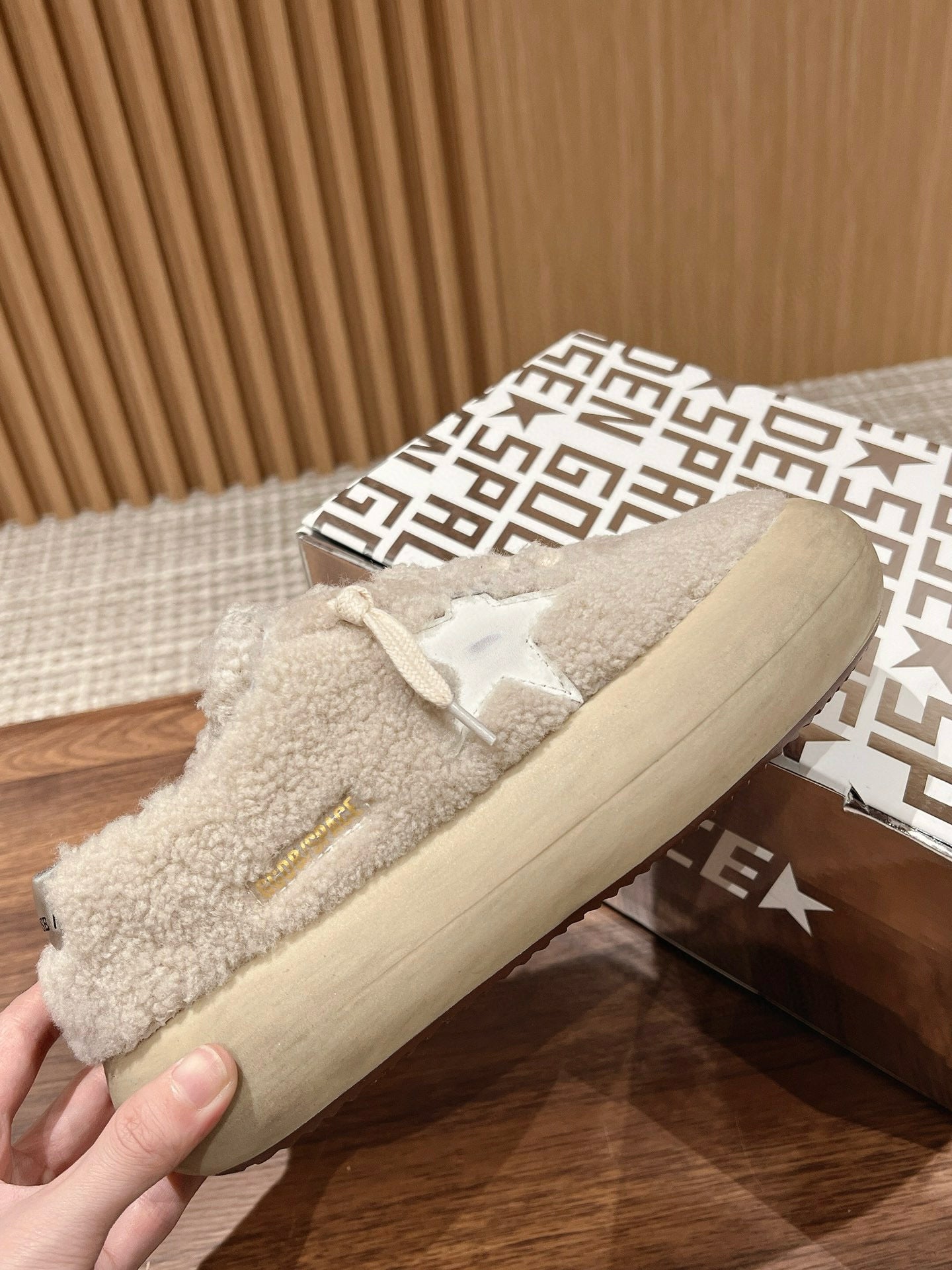 Golden Goose Sneaker