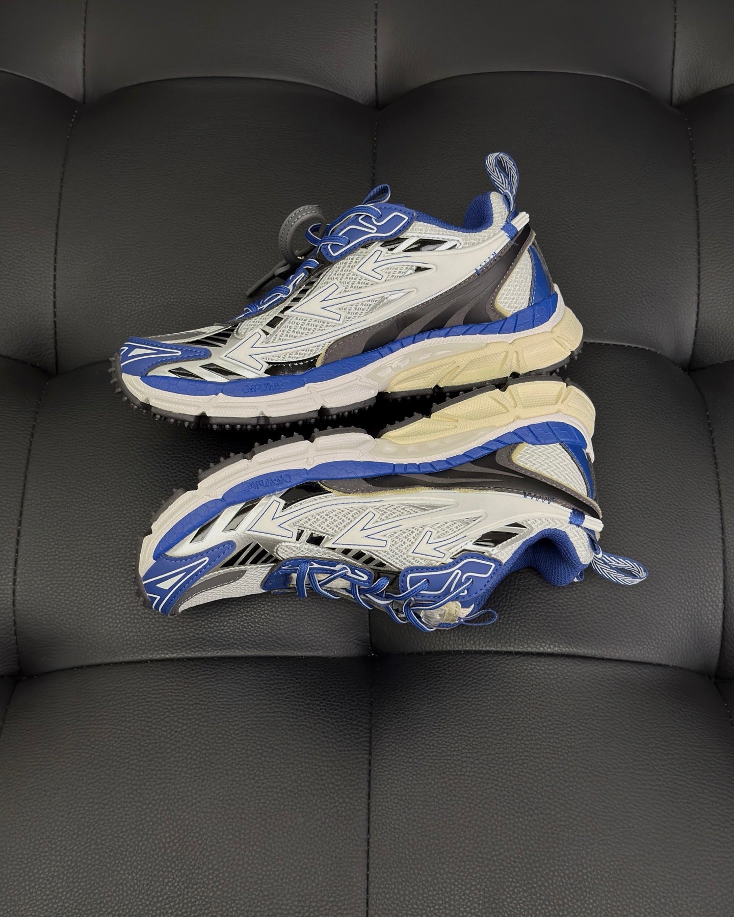 Off-White ODSY 1000 Sneaker