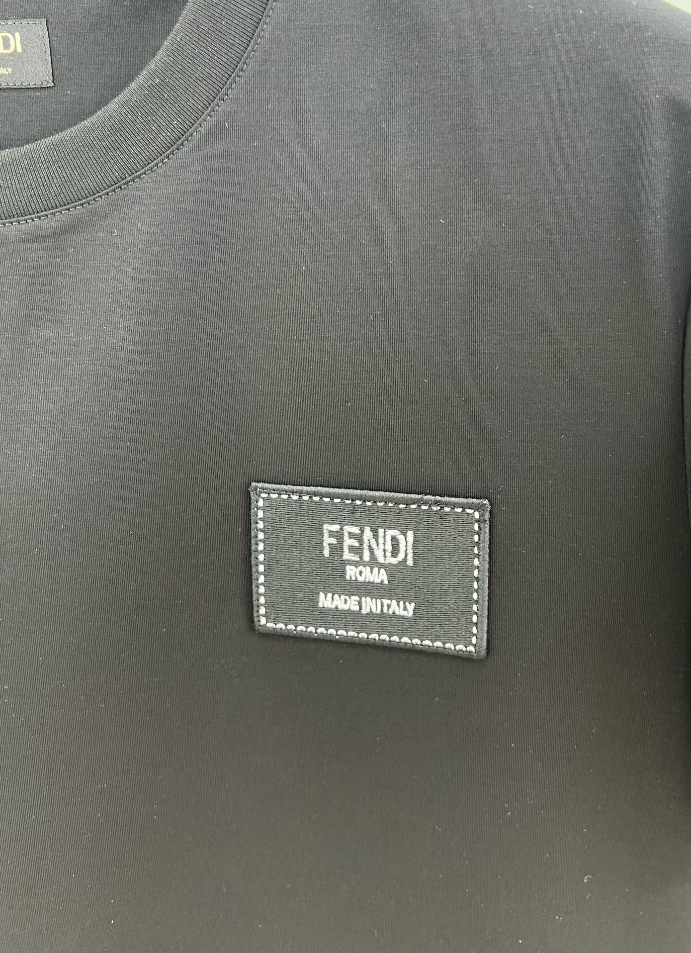 Fendi T-shirt