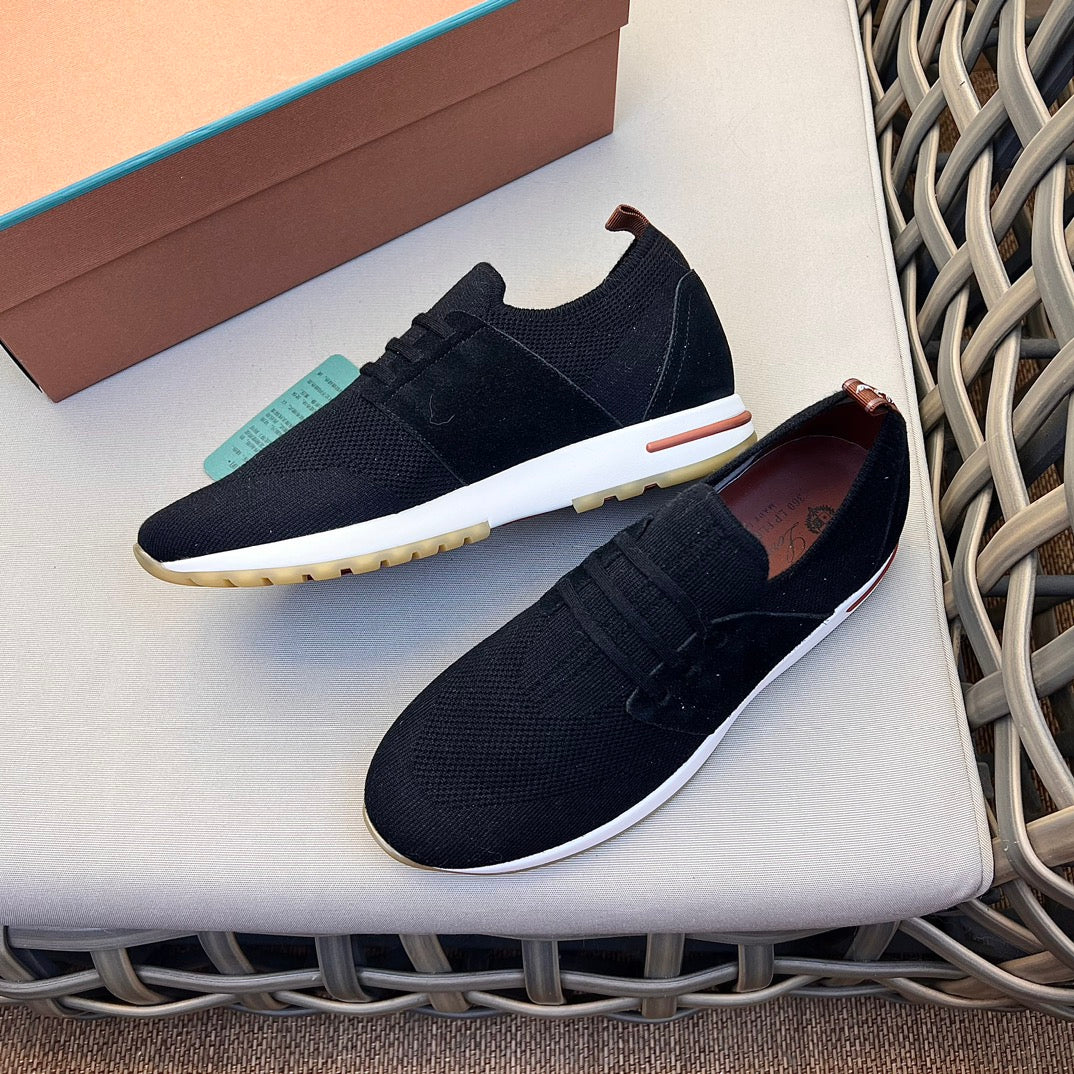 LP Sneakers
