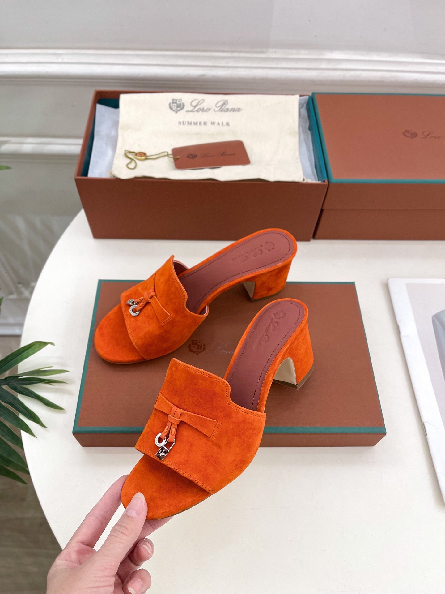 LP Sandals