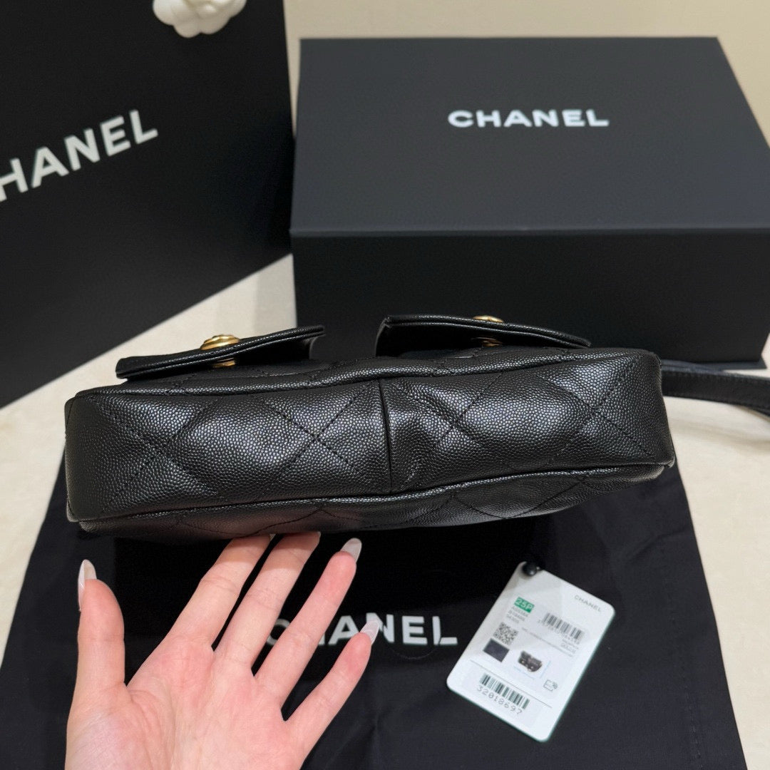 Chanel 25P Hobo (19x24x5cm)