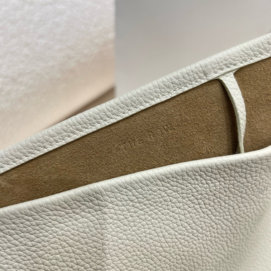 The Row Bucket Bag(44CM*38CM*21CM)