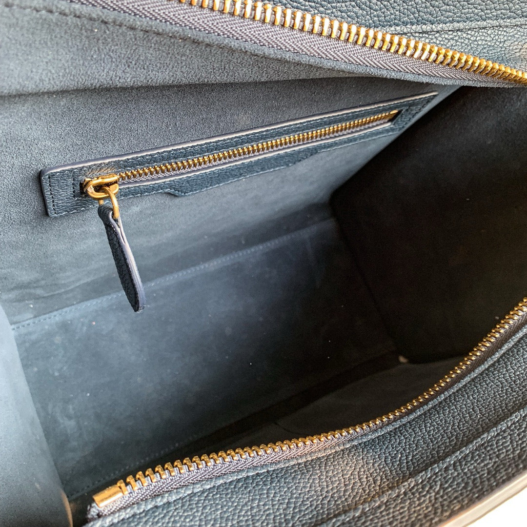 Celine Duffel