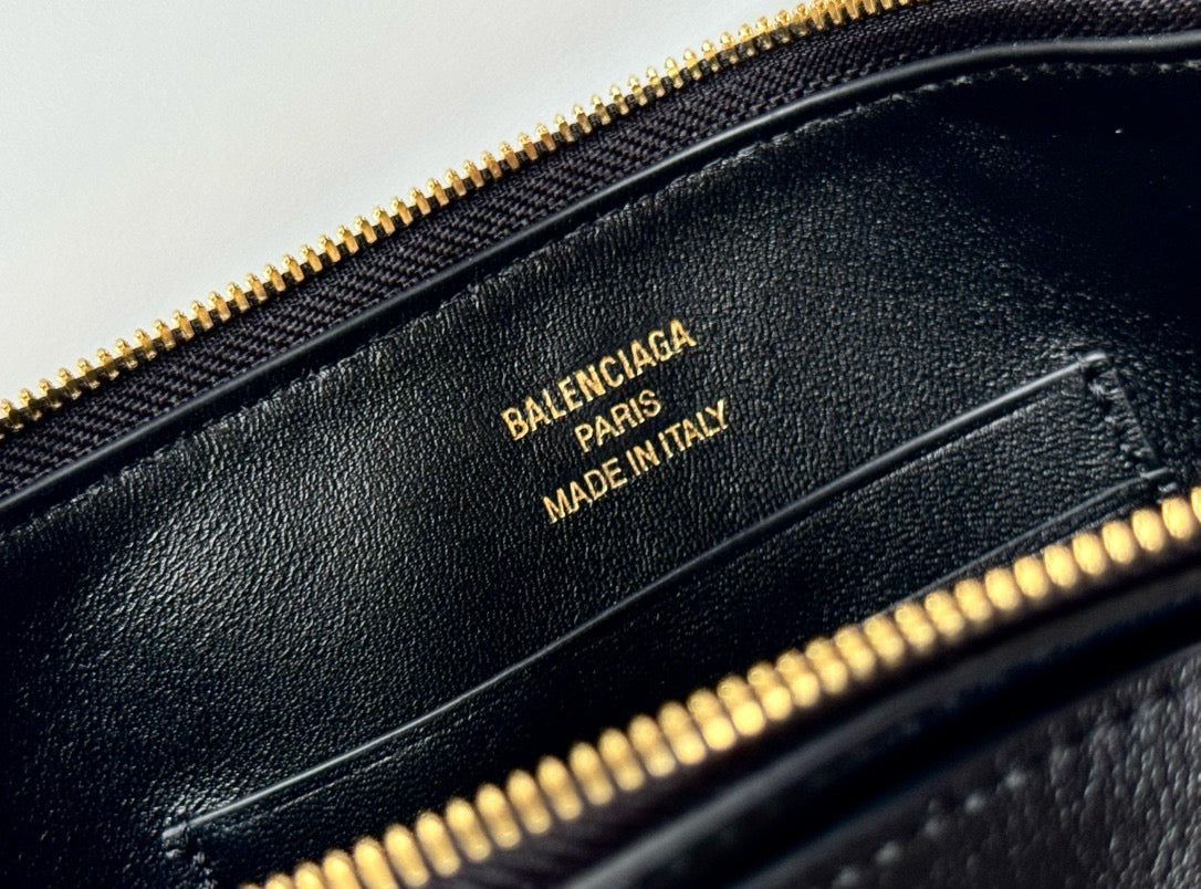 BLCG Rodeo Sling Pochette Bag(22x11.9x12.7cm)
