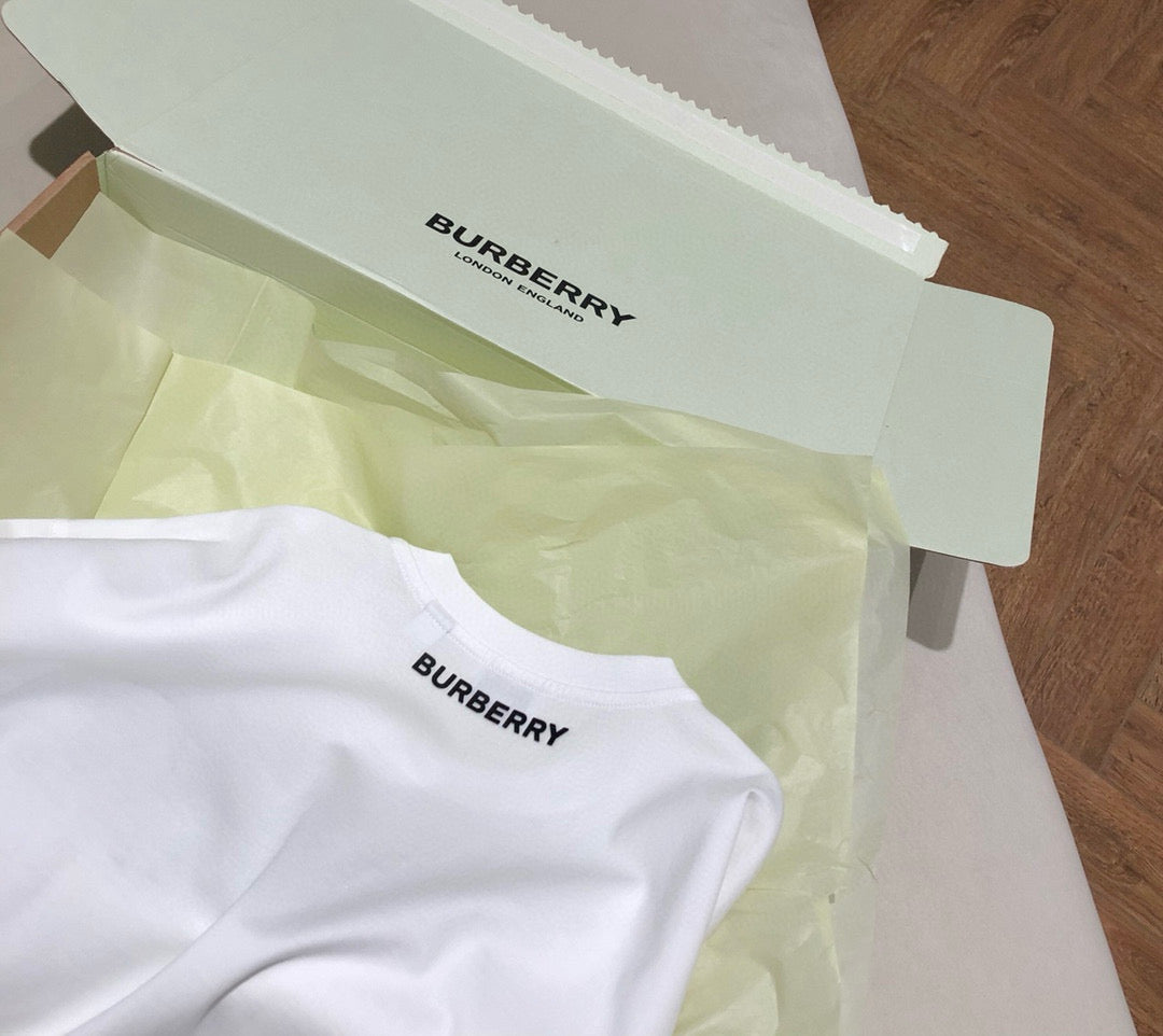 Camiseta Burberry