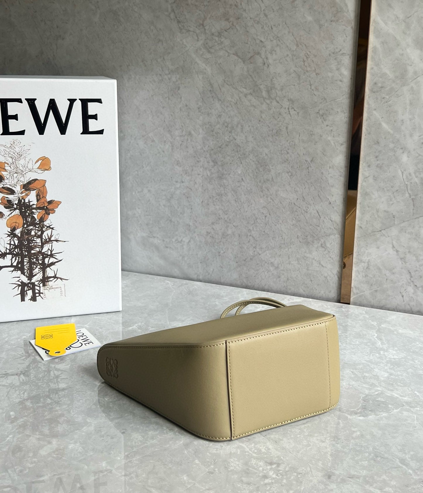 Loewe Puzzle Shoulder Bag(28x17x9.5cm)