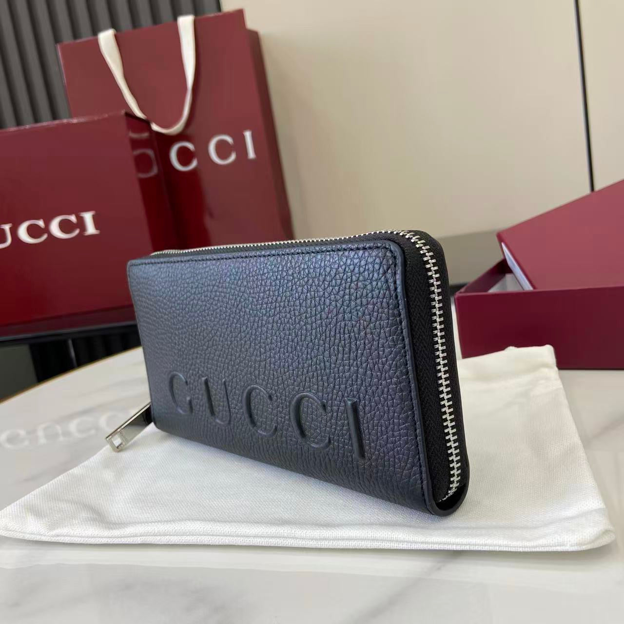 Gucci Long Zipped Wallet