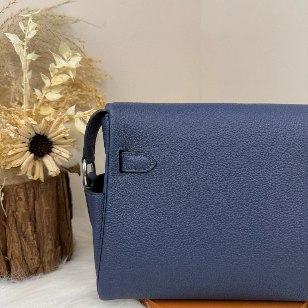 Hermes Messenger Bag