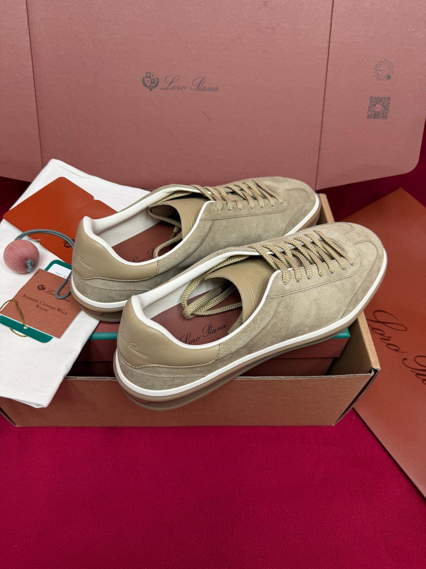 LP Sneaker
