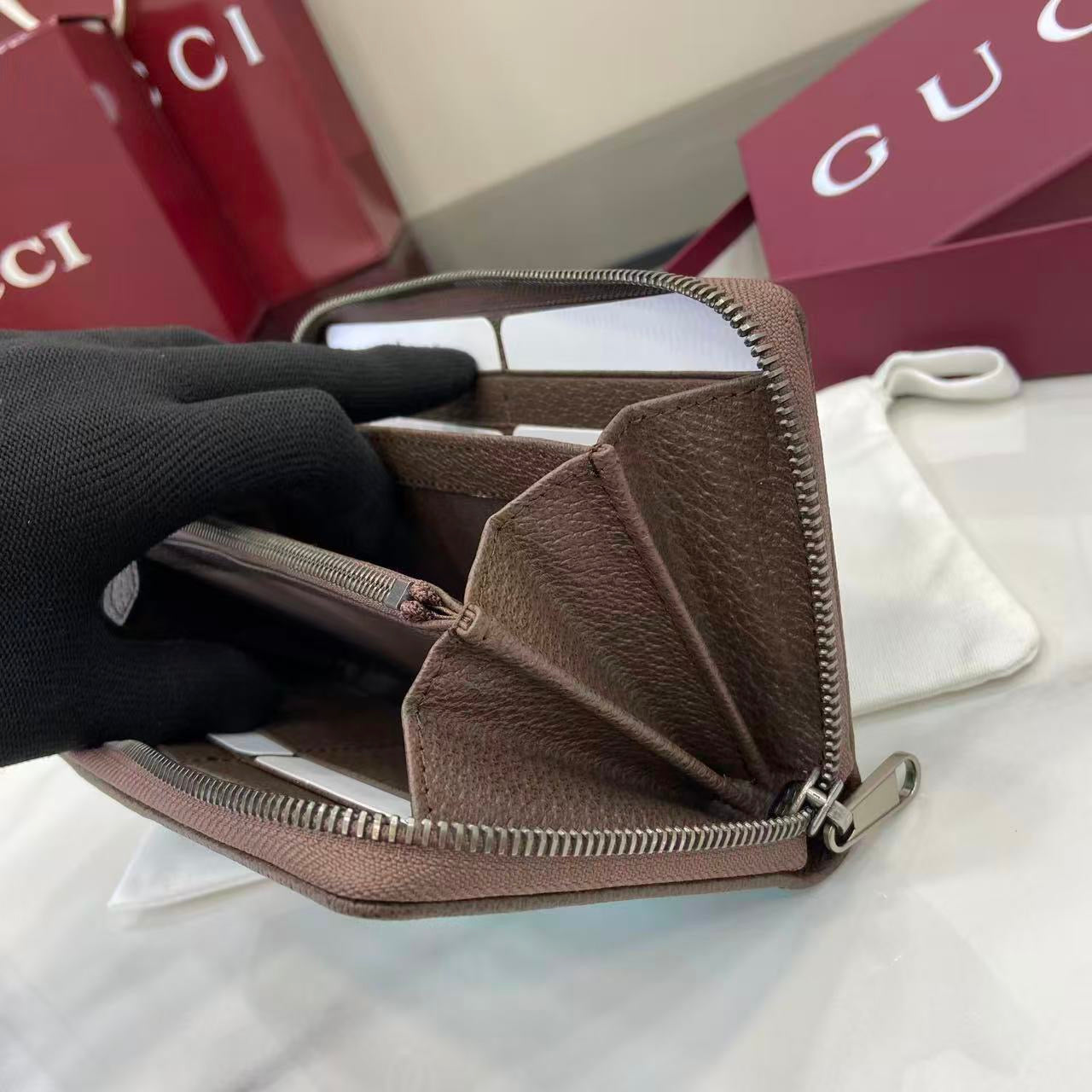 Gucci Long Zipped Wallet