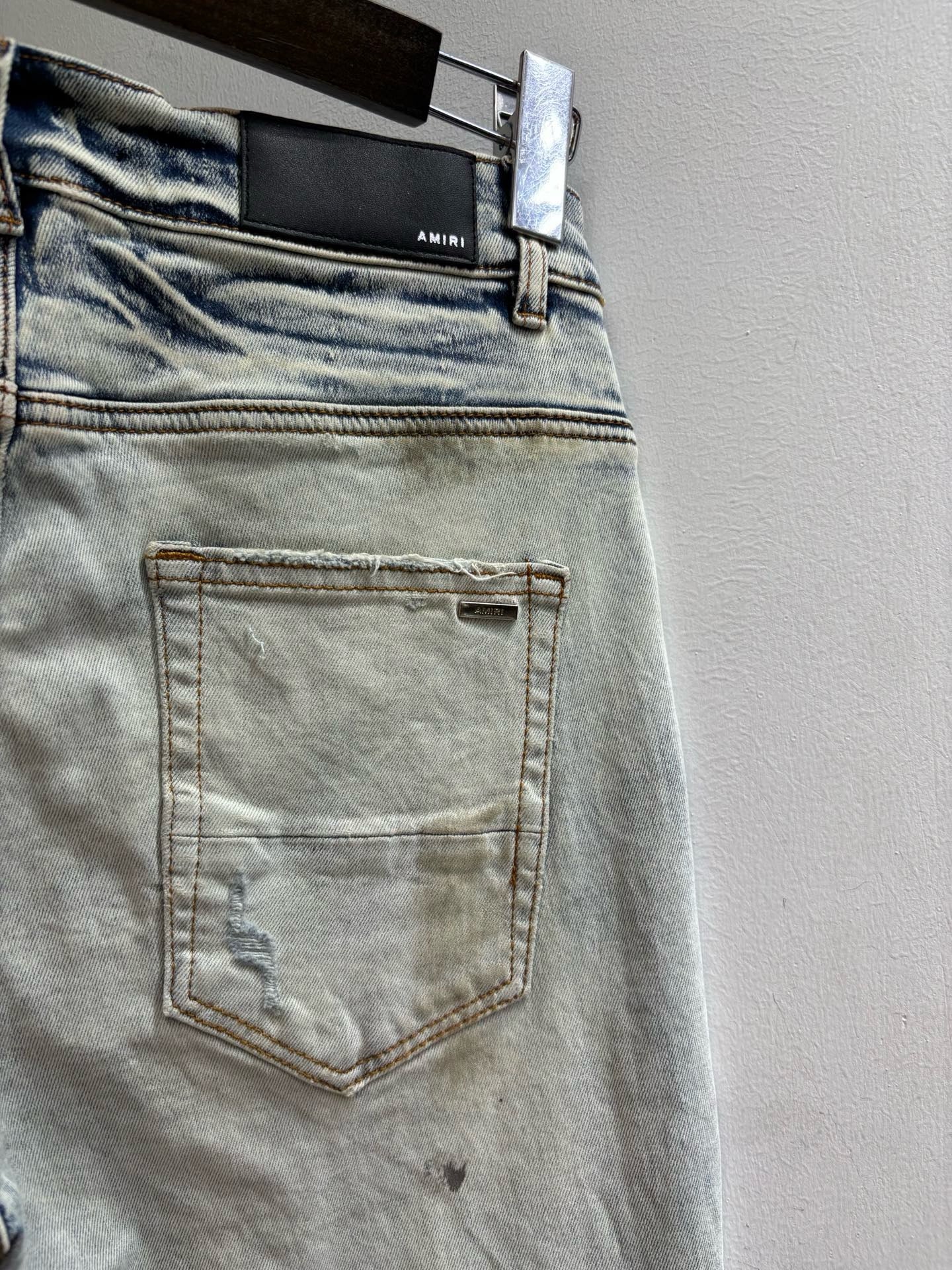 Amiri Jeans