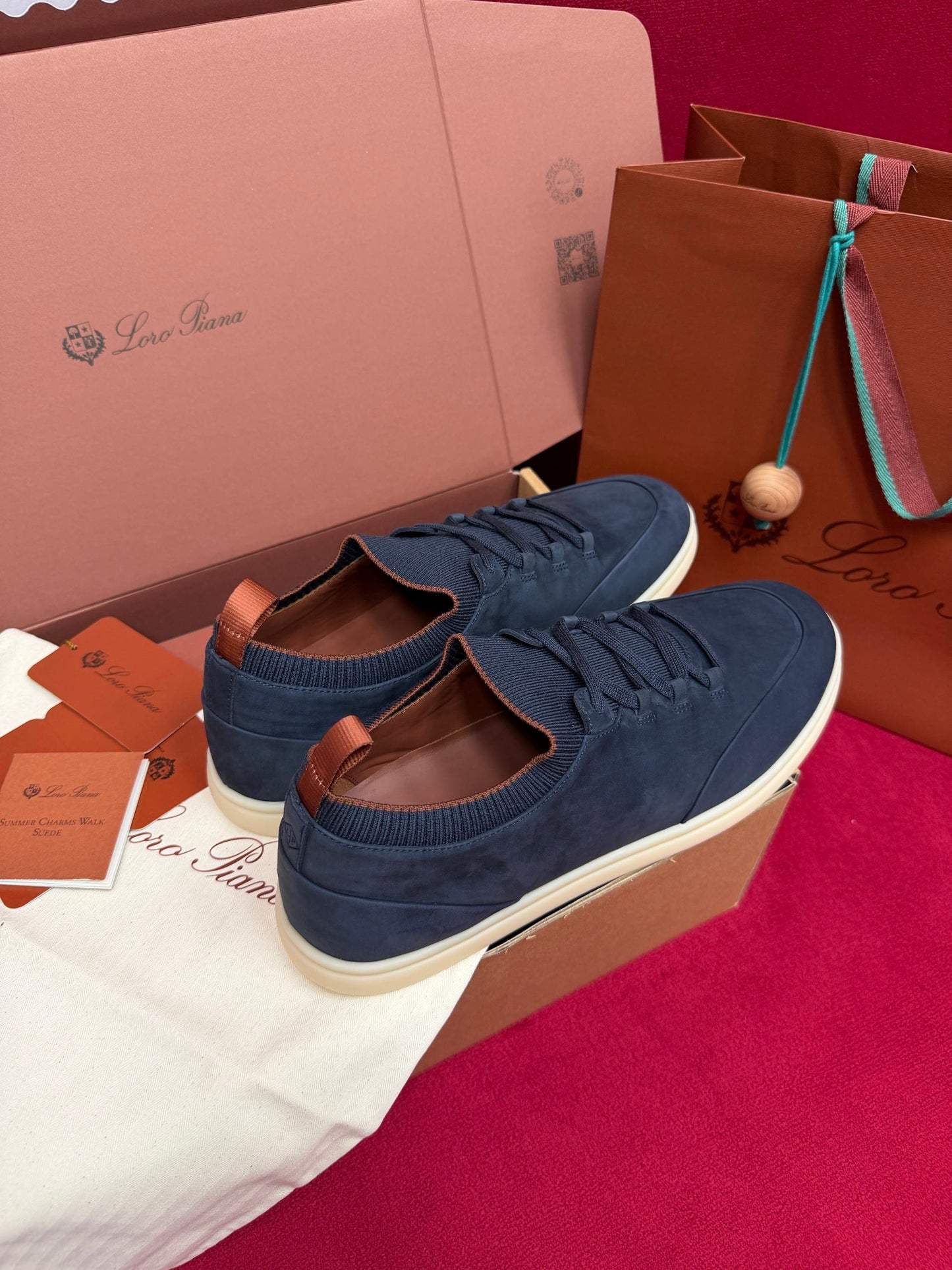 LP Sneaker