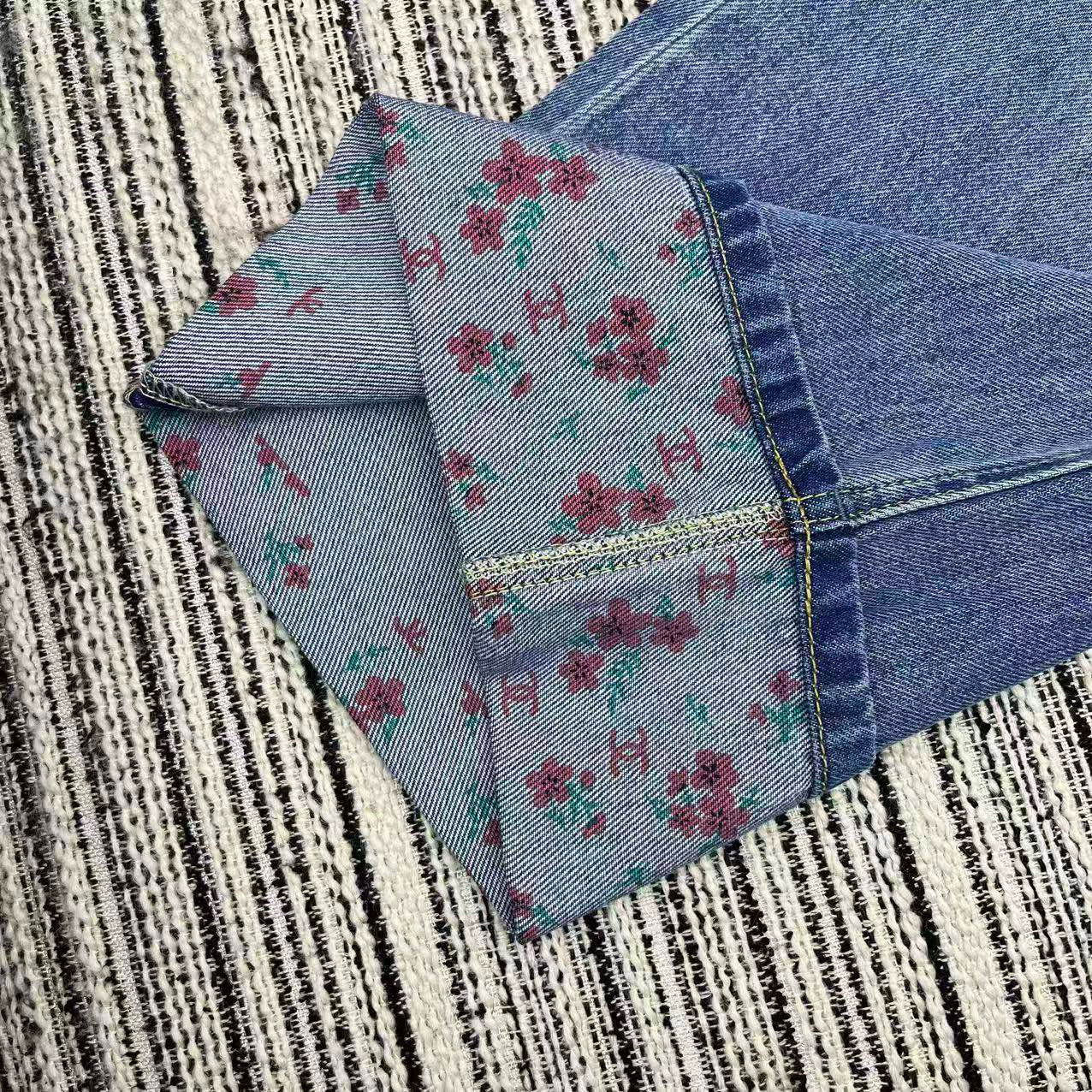 Chanel Jeans