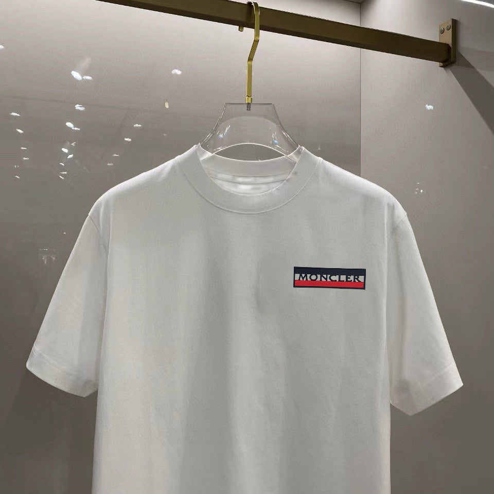 Moncler T-shirt