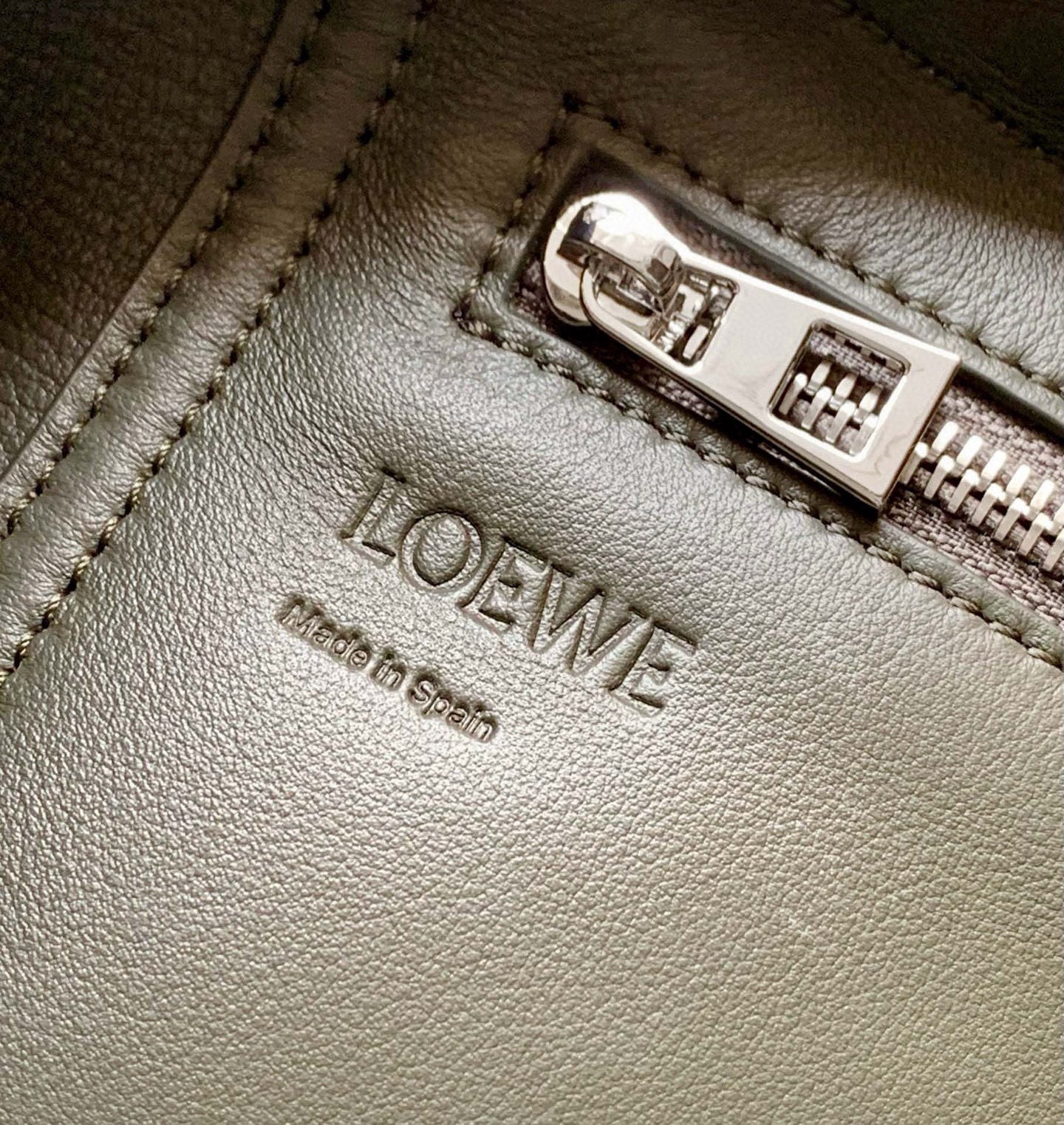 Loewe Messenger Bag