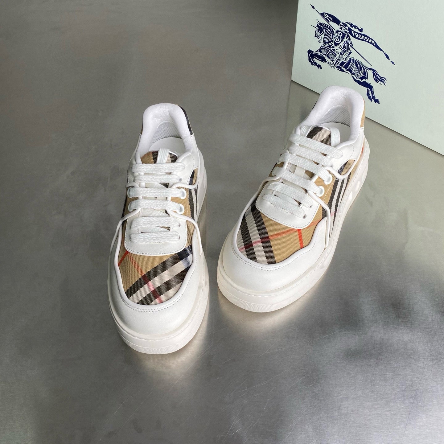Burberry Sneakers