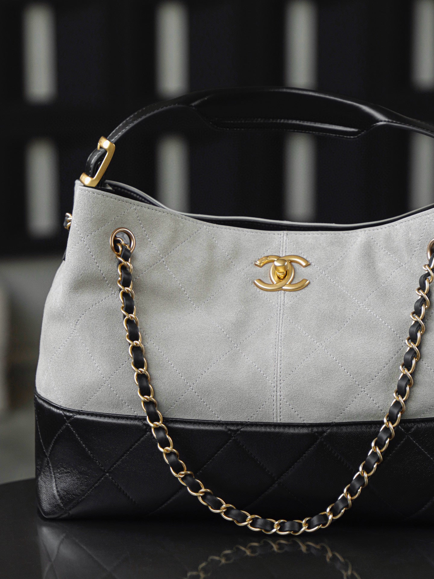Chanel 25A Hobo Bag (small)