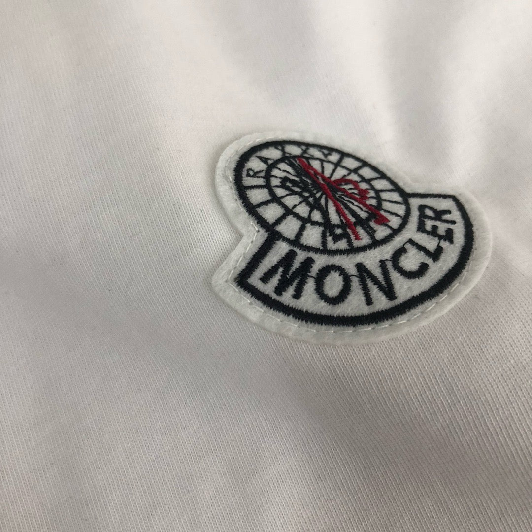 Moncler T-shirt