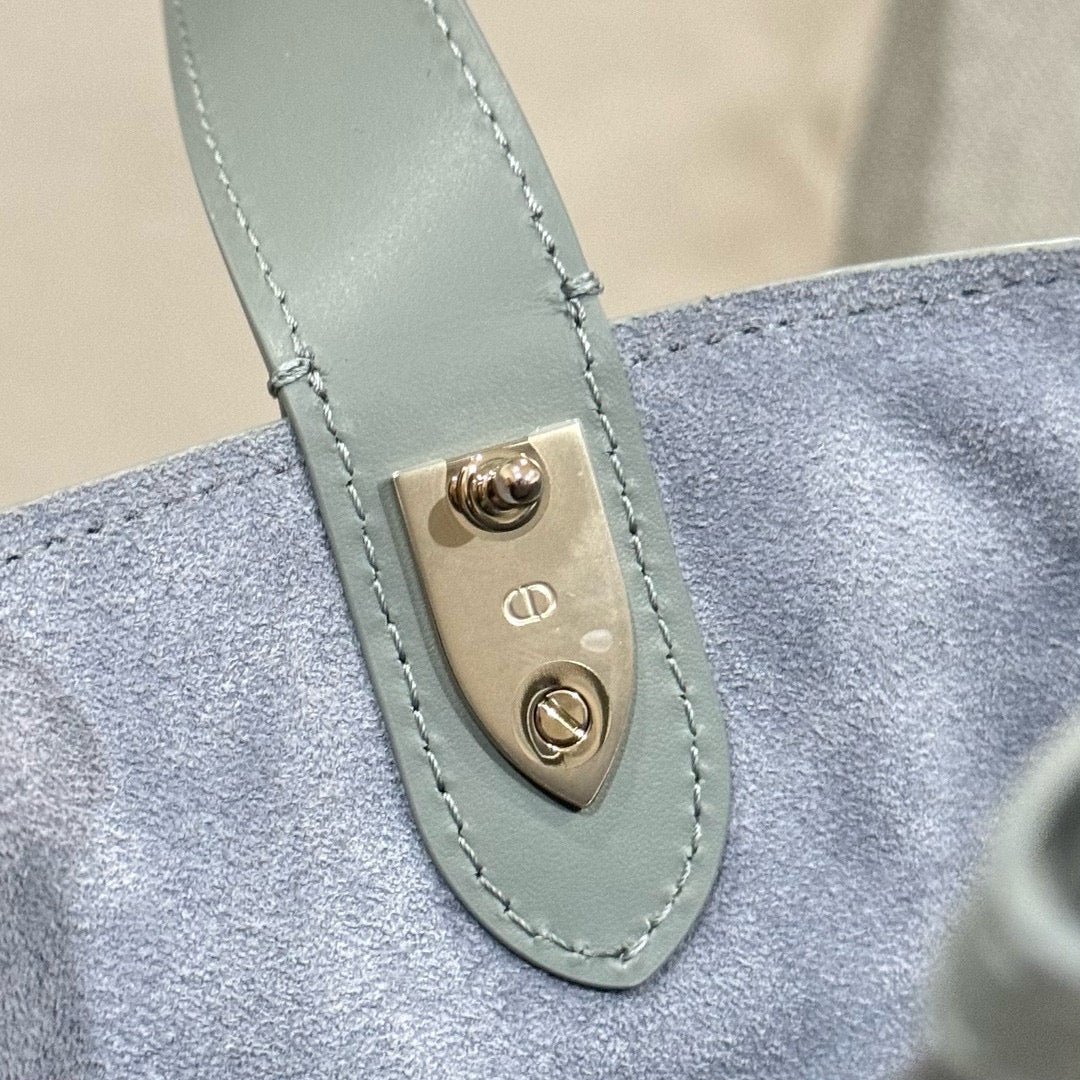 Dior Toujours Bag