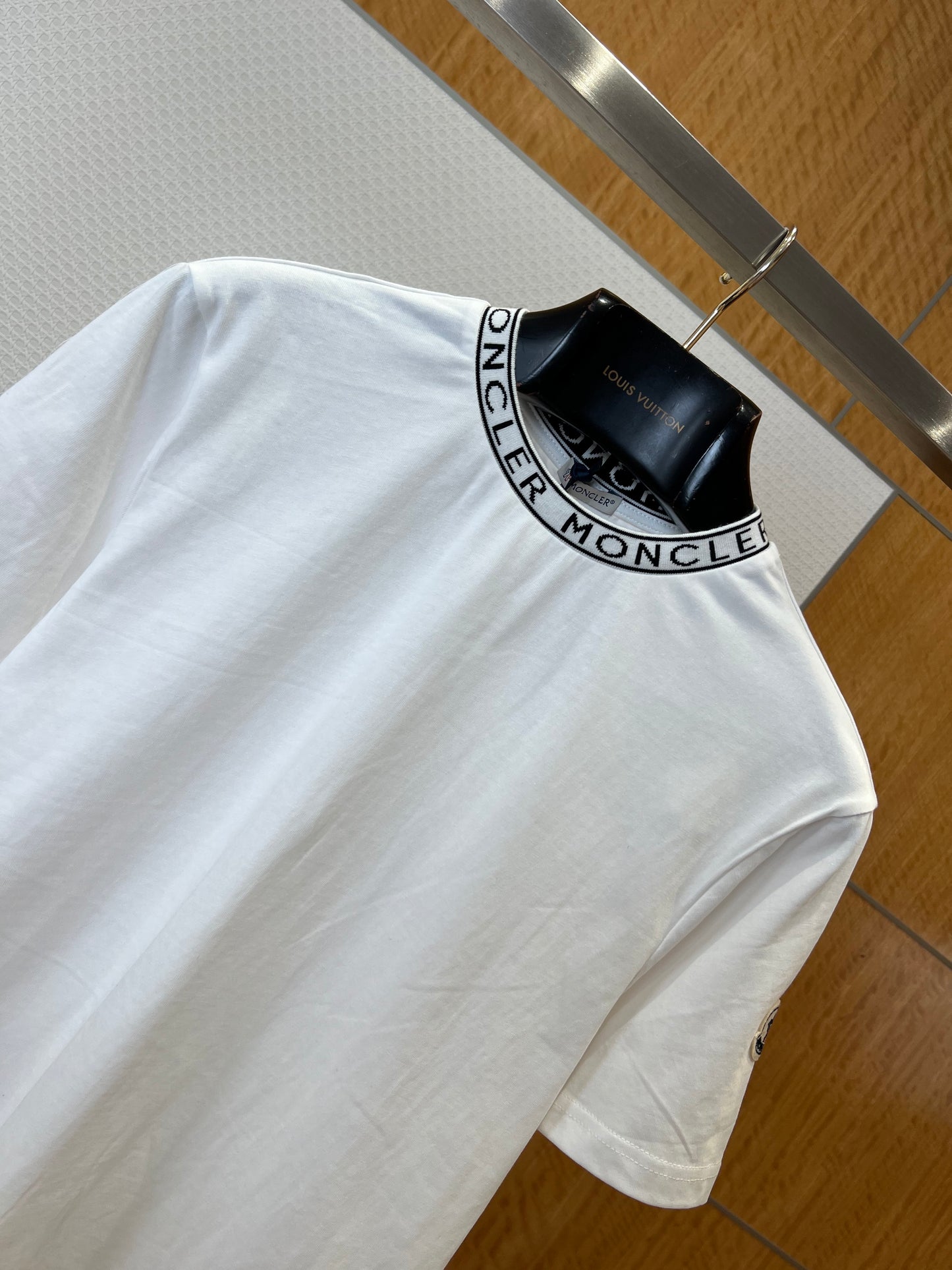 Moncler T-shirt