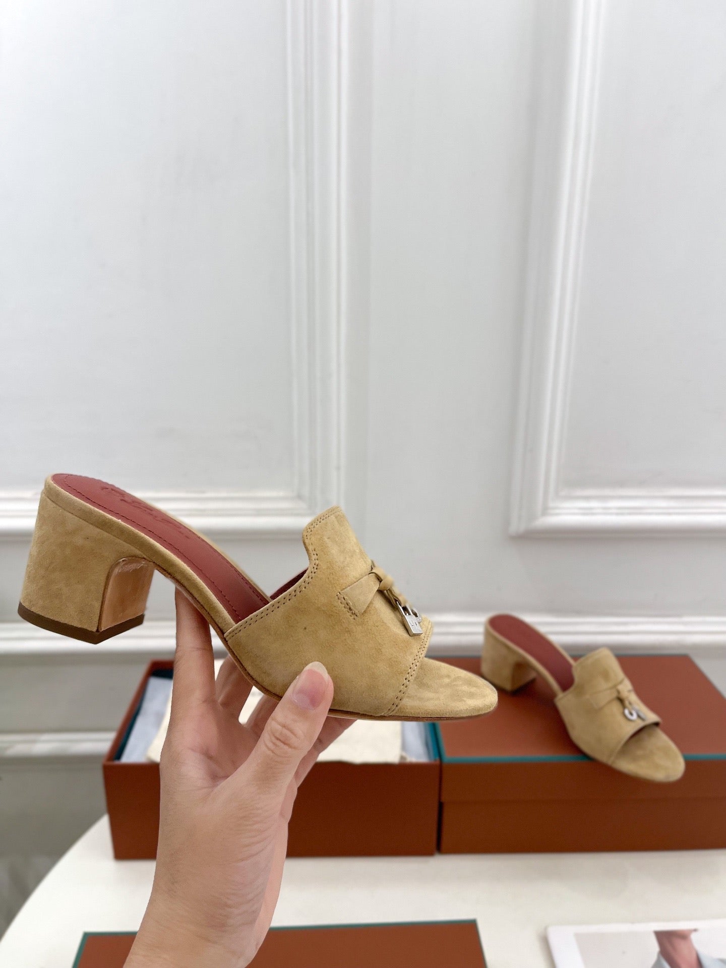 LP Sandals