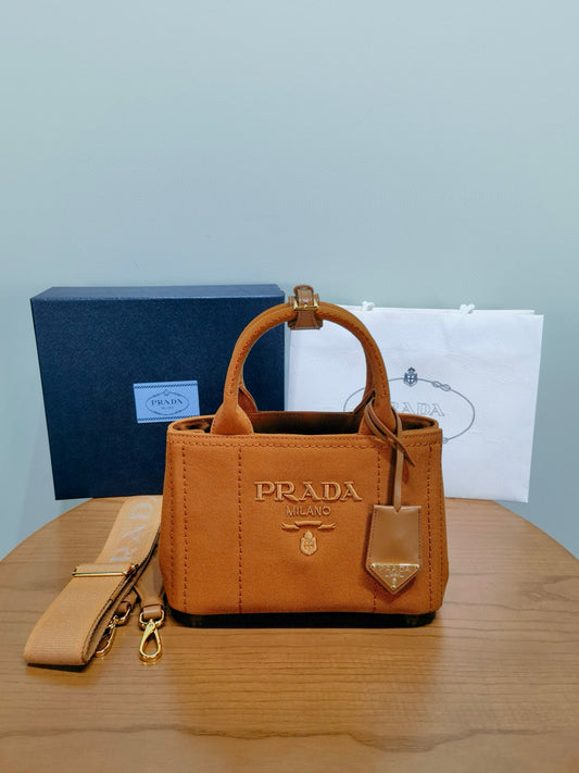 Prada Handle Bag 22x15x13cm