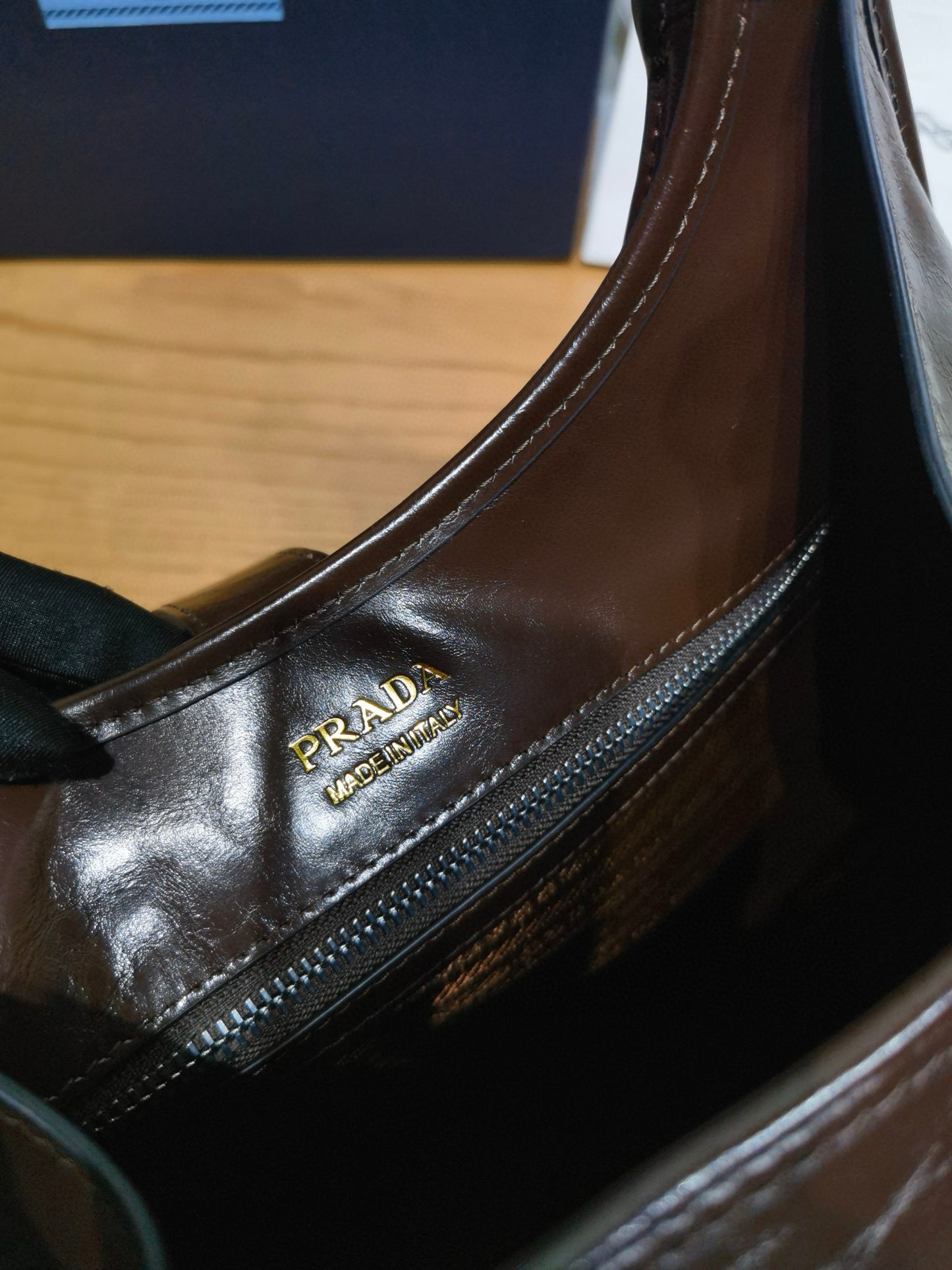 Prada Handbag 42x28x20cm