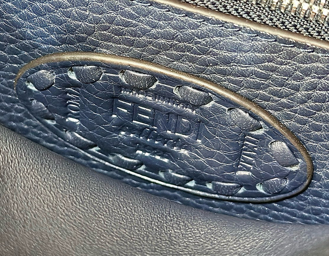 Fendi Peekaboo Bag (23.5x12x20 cm)