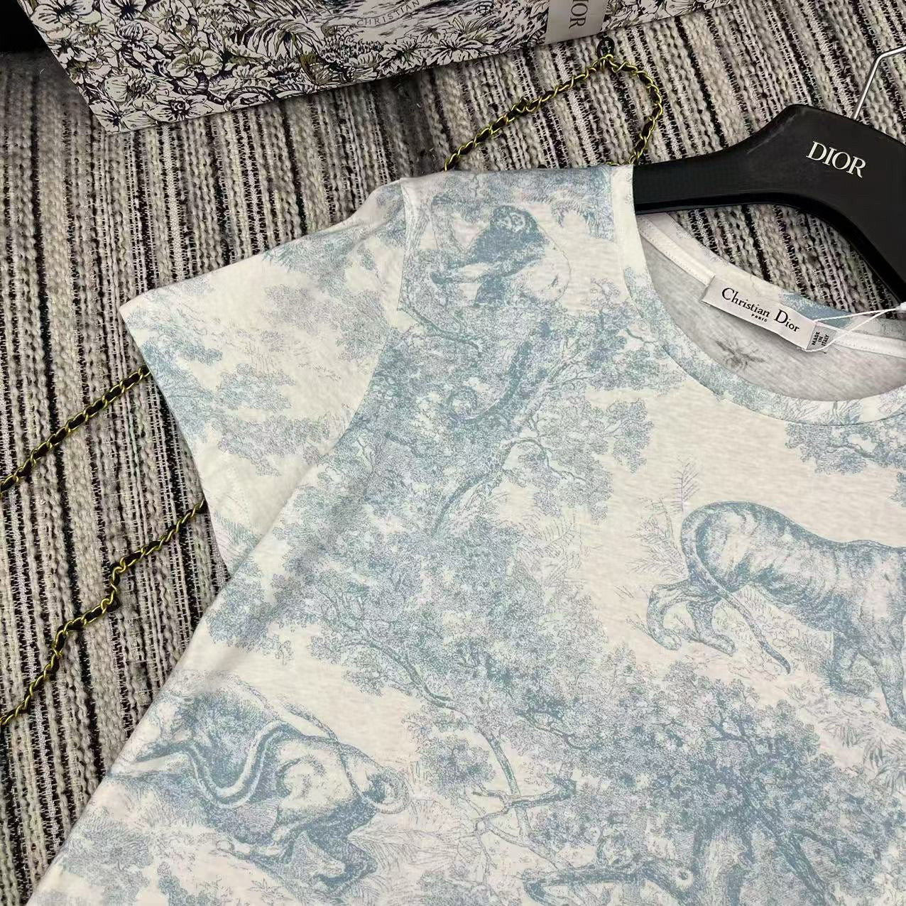 Dior T-shirt