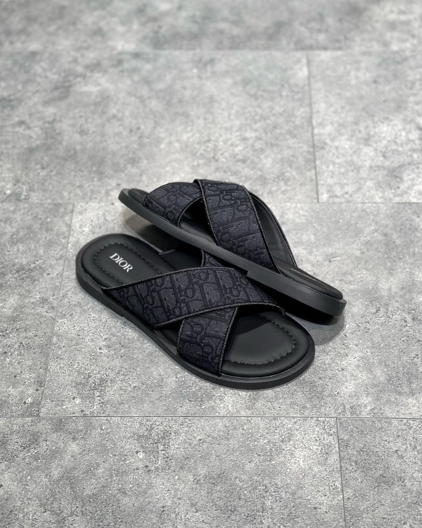 CD SANDALS