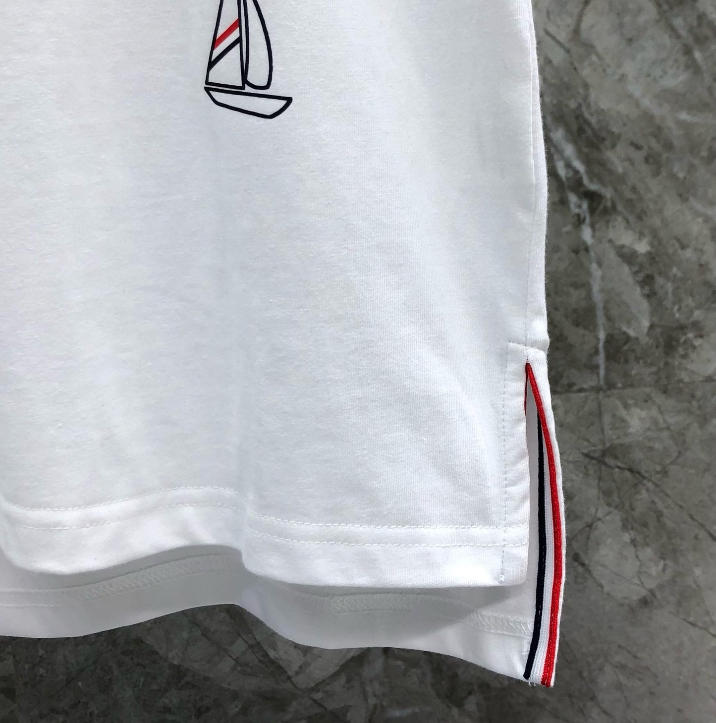 Camiseta Thom Browne