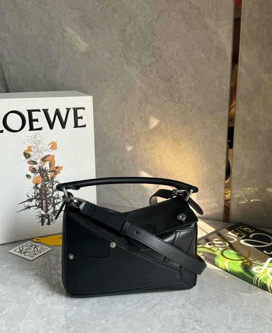 Loewe Puzzle Panta Shoulder Bag(24x10.5x16.5cm)