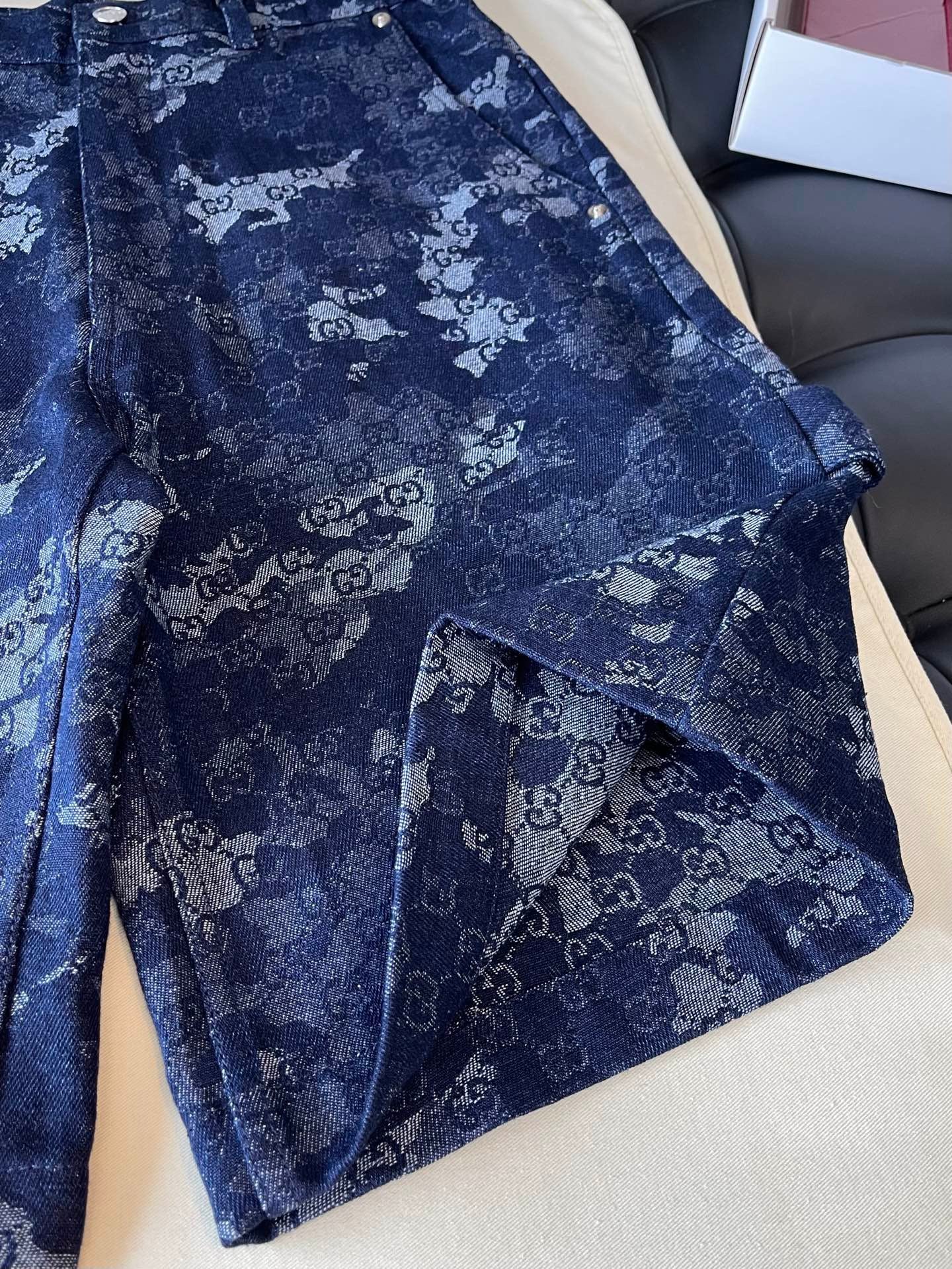 Gucci Short Jeans