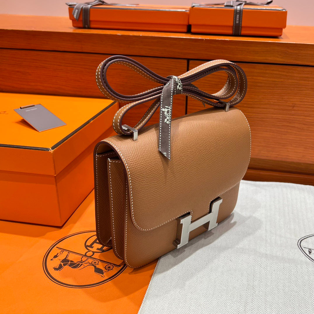 Hermes Constance 19