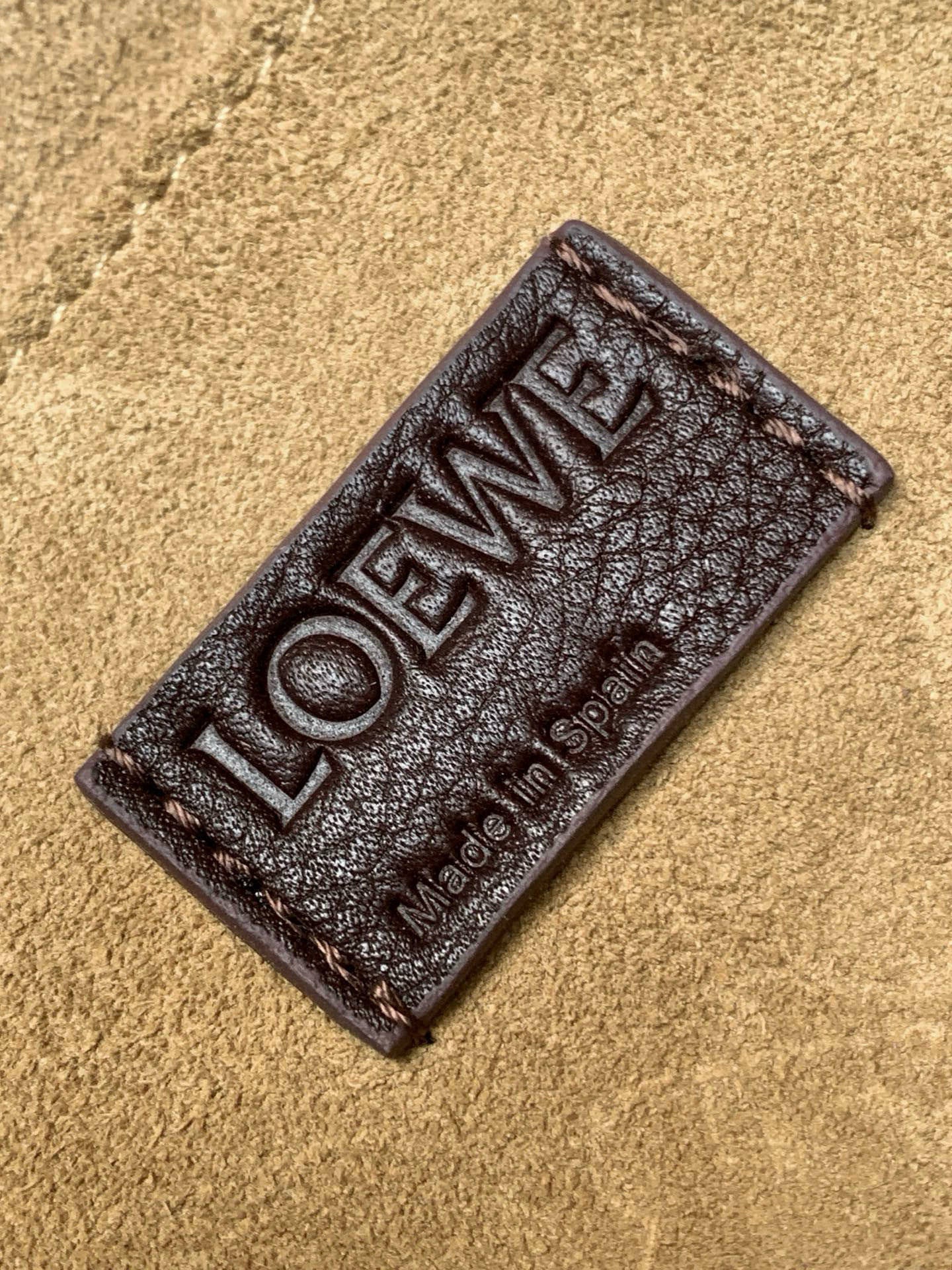 Loewe Messenger Bag 23x18x9CM