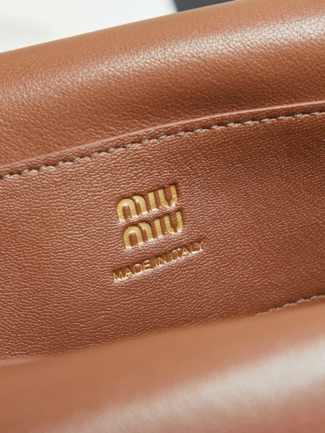 Miu Miu Handbag 28x19.5x1cm