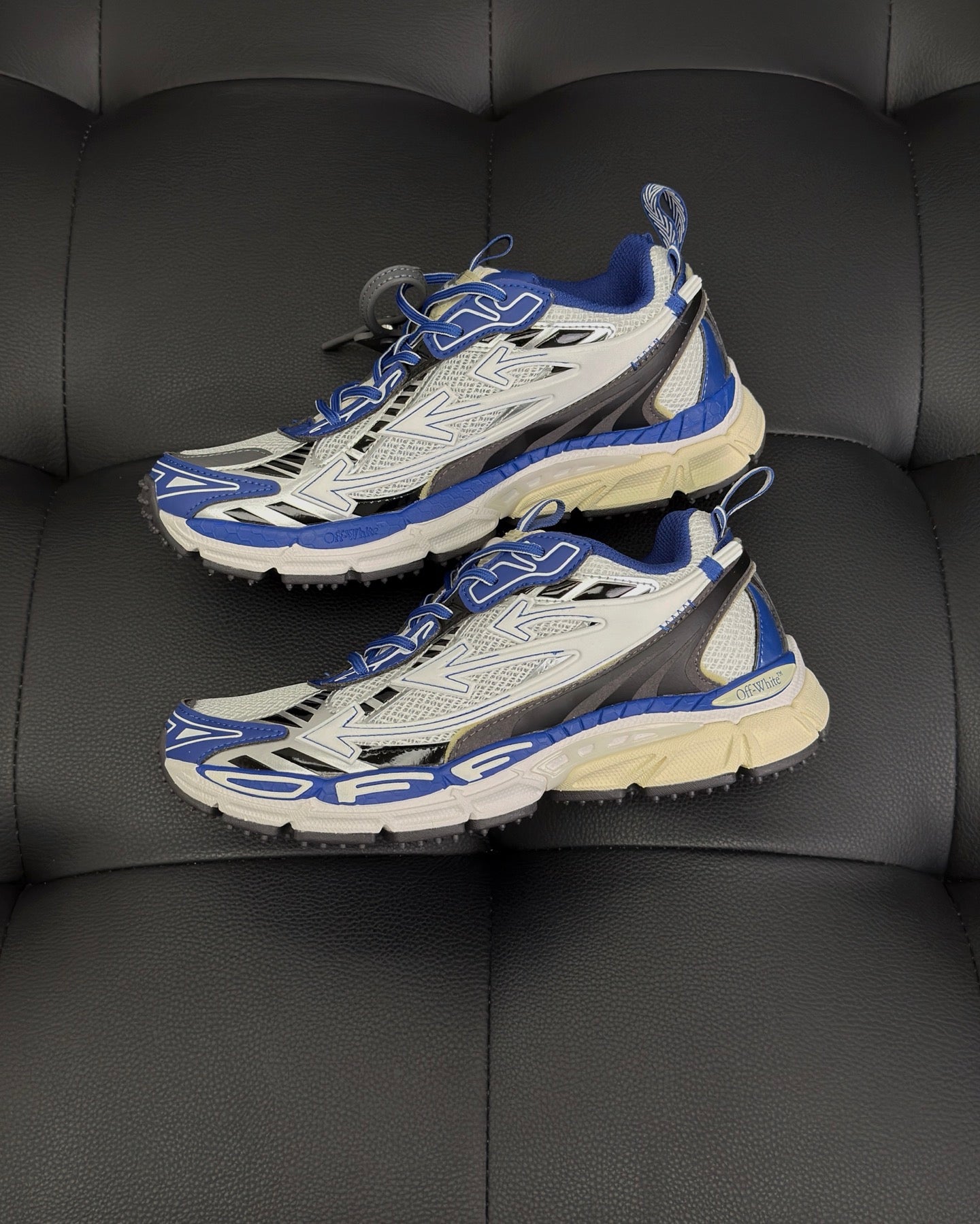 Off-White ODSY 1000 Sneaker