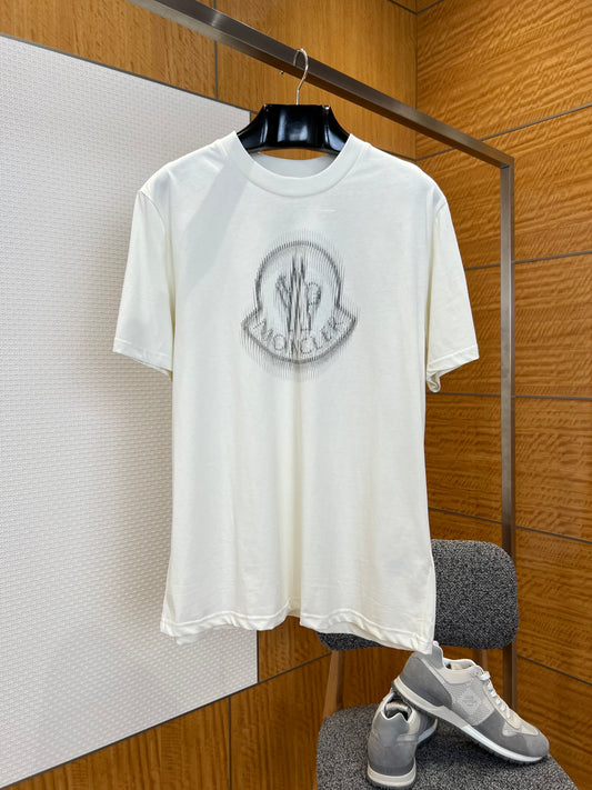 Moncler T-shirt