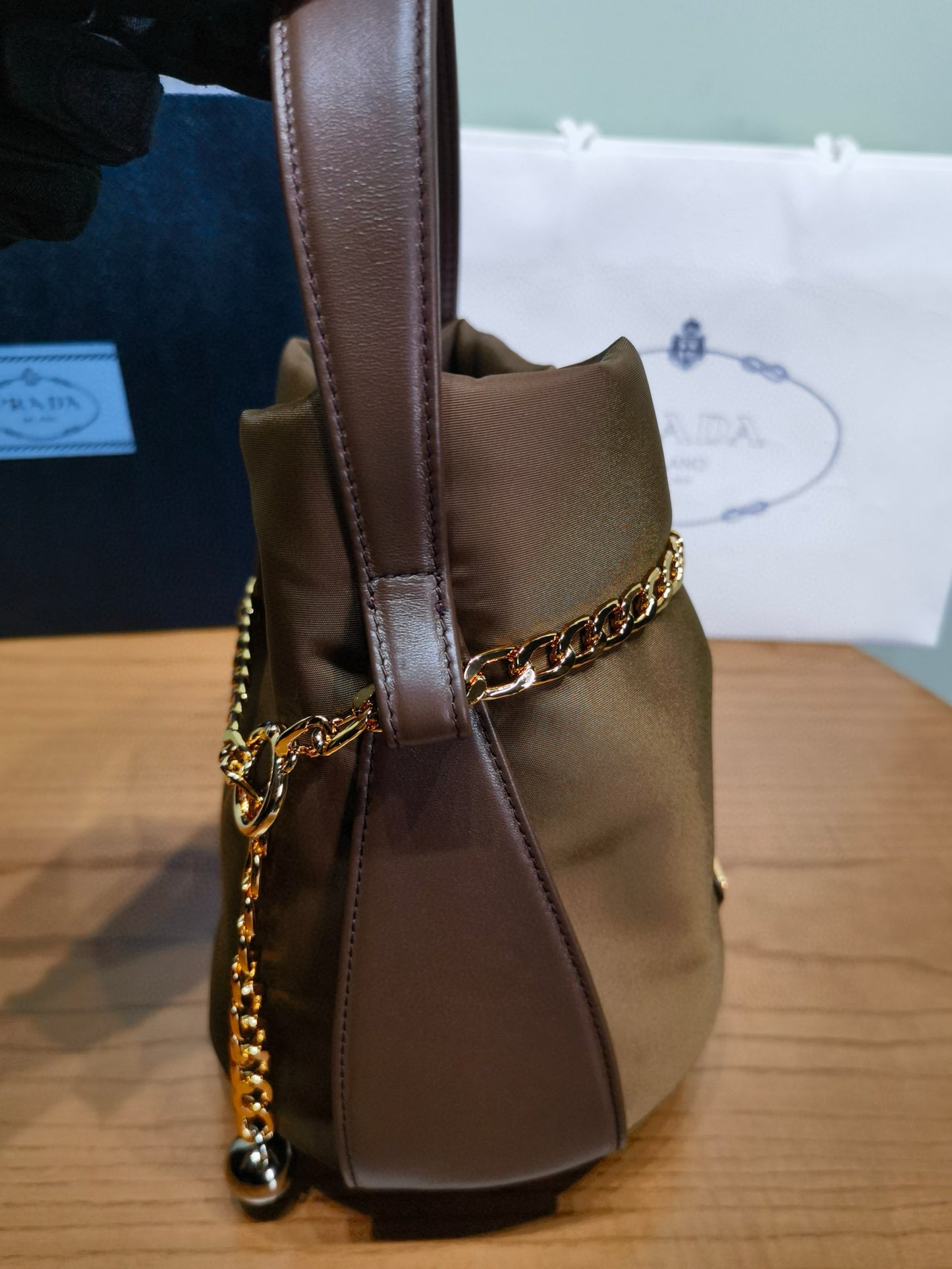 PD Petit Sac Noir Bucket Bag