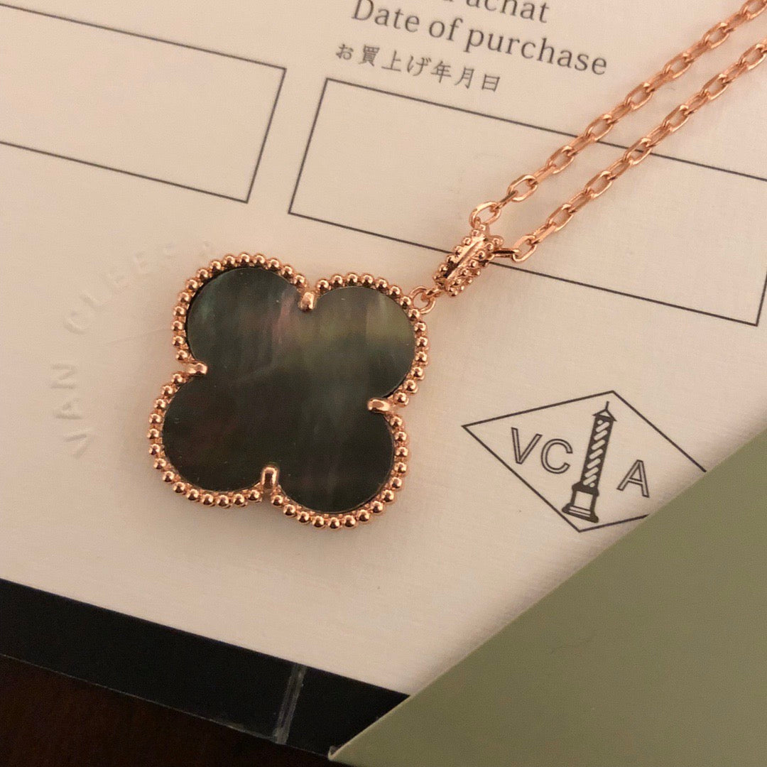 Van Cleef & Arpels Necklace