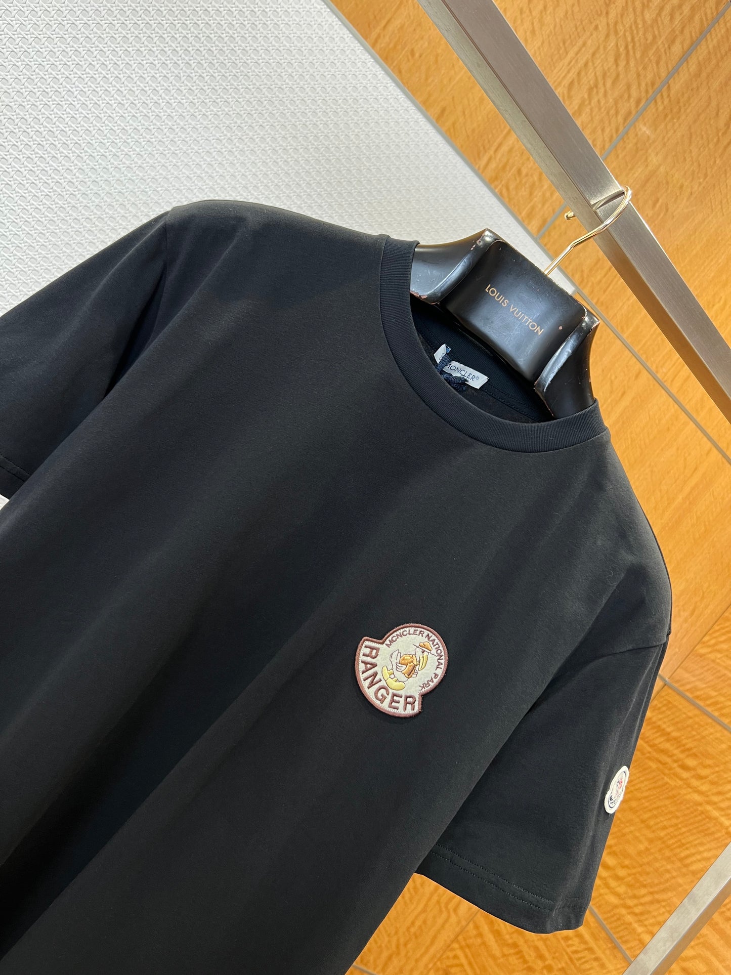 Moncler T-shirt