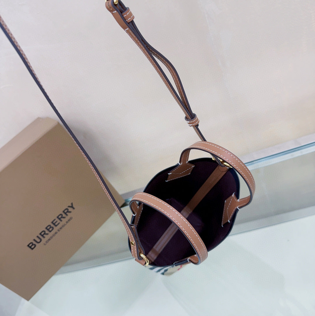 BBR Mini Bucket Bag