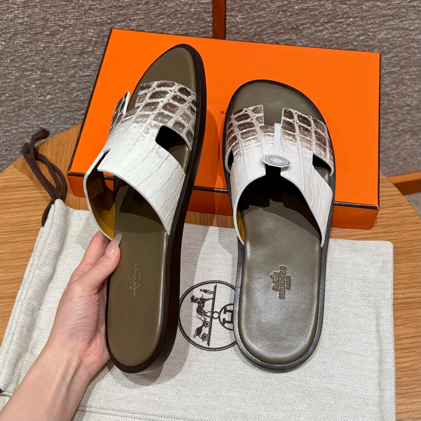 Hermes Slippers