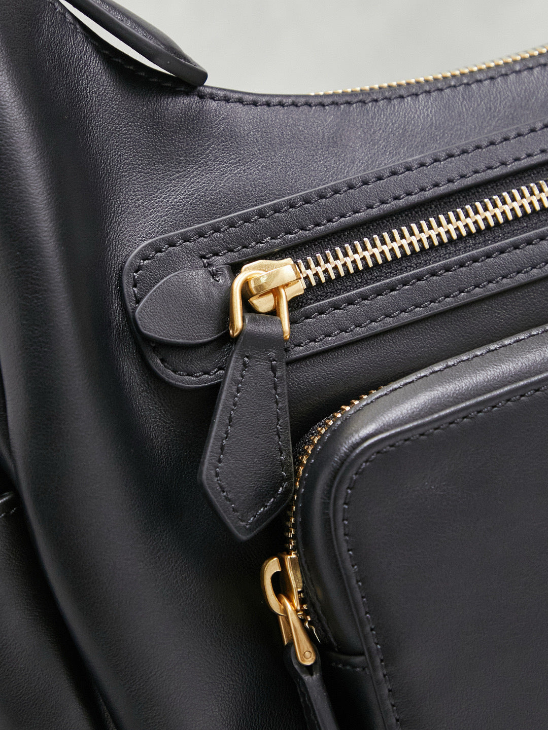Miu Miu Handbag 38x14x20cm
