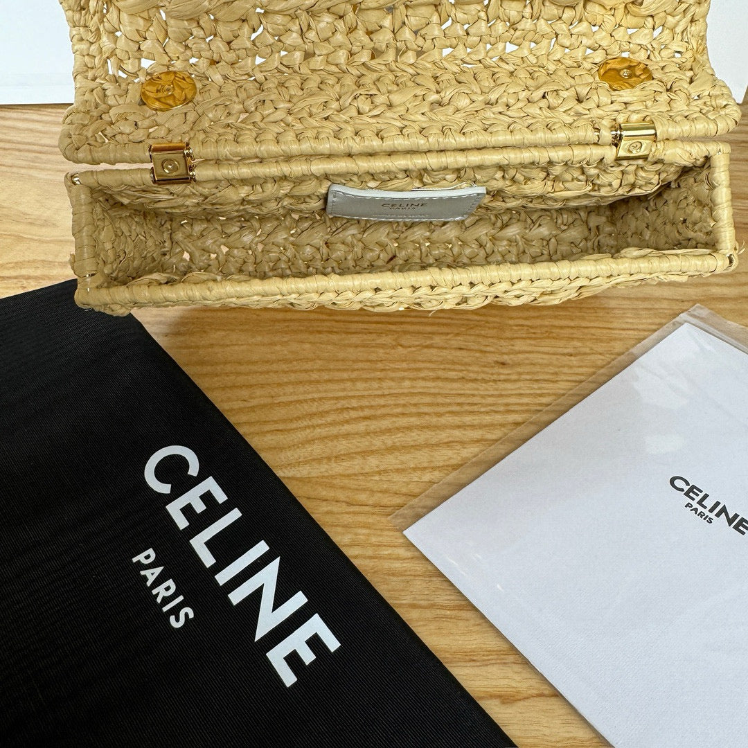Celine Triomphe